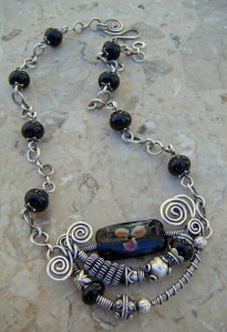 balamun-pendant-2008
