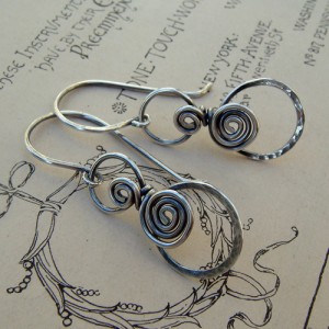 wire-swirl-earrings
