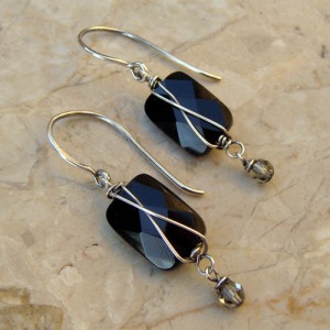 wire-wrapped-onyx-earrings