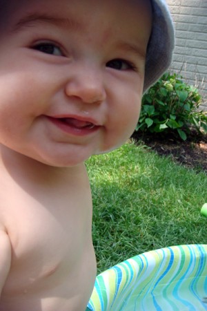 nathaniel-and-the-kiddie-pool-09-300x450