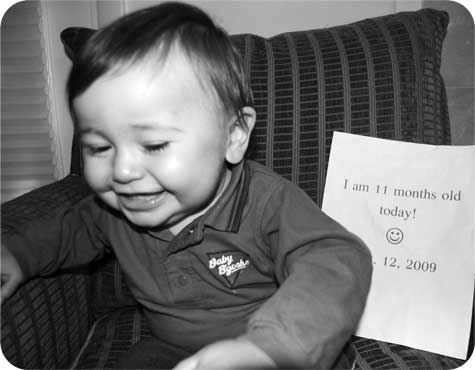 nathaniel-is-11-months