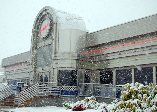 first-snow-gingerbread-hous1