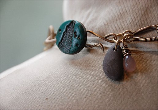 clasp_detail_e