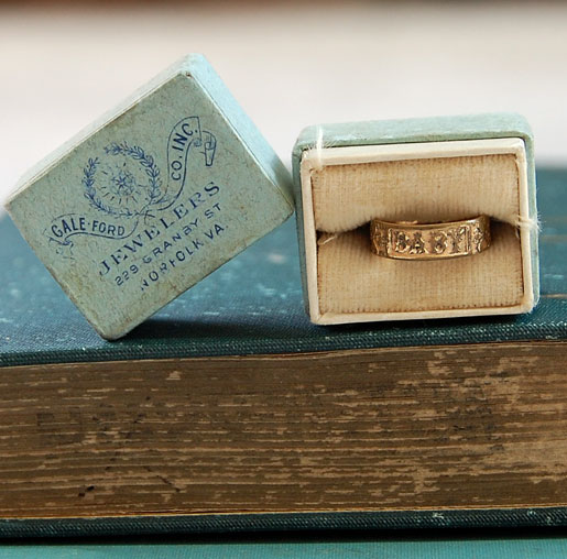 dc-big-flea-with-lori_babyr