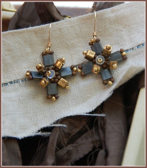 preserve-jewelry-earrings
