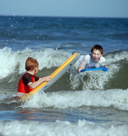 assateague_gabriel-and-chandler
