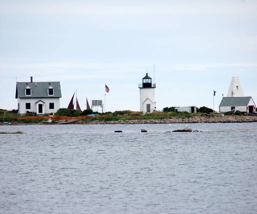 optimized-newengland_capeporpoise-lighthouse2-1