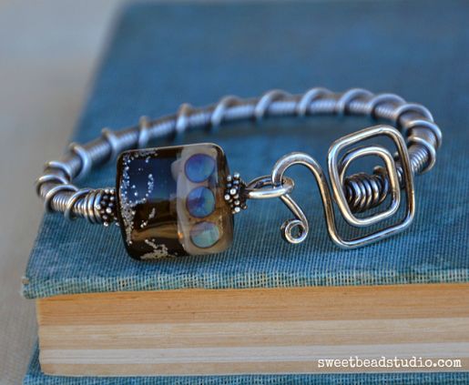 Front-and-Center-Bangle by Cindy Wimmer {sweetbeadstudio}